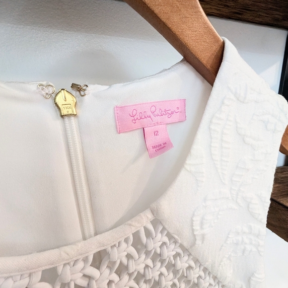 Lilly Pulitzer pineapple shift dress A1-1008 - Picture 3 of 5